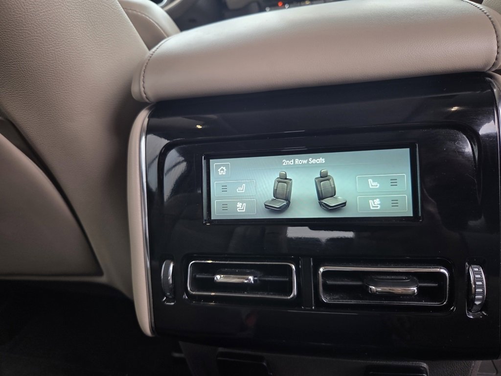 Used 2020 Lincoln Aviator Reserve w/ Equipment Group 201A image 22