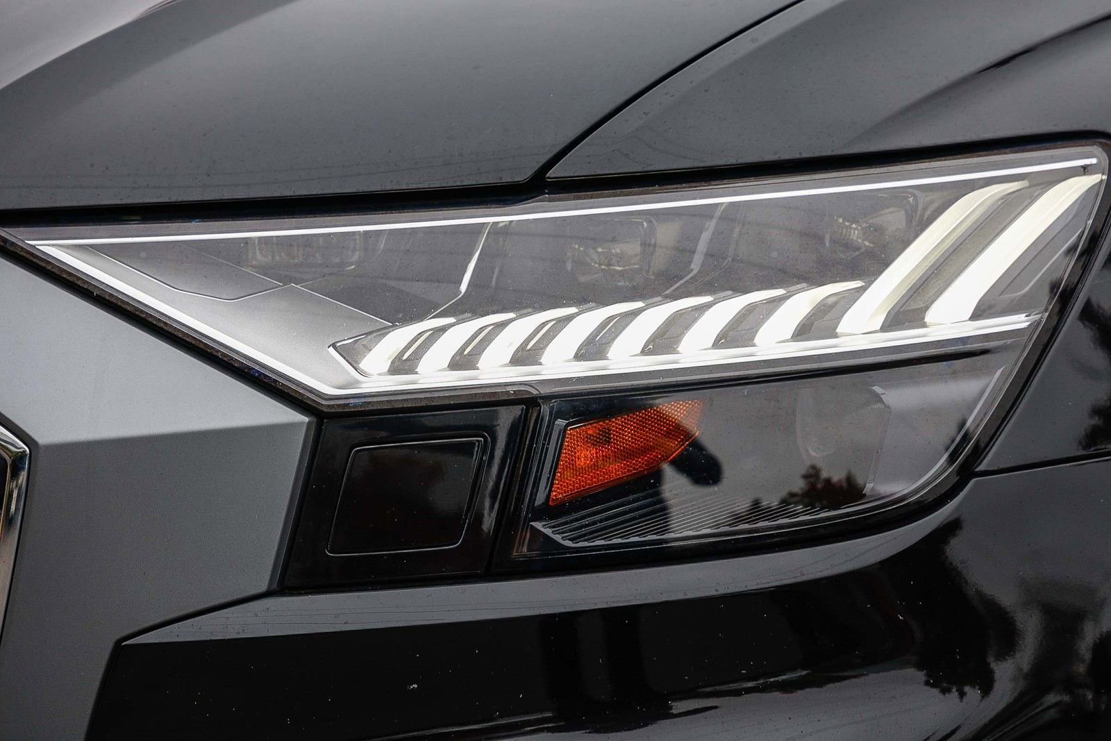 Used 2023 Audi Q8 Premium Plus w/ Premium Plus Package image 7