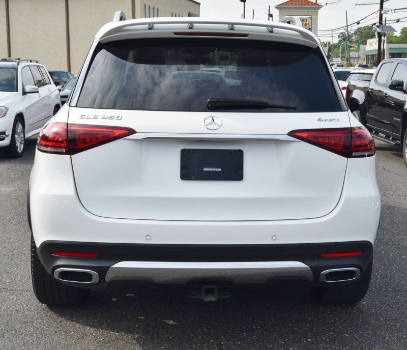 Used 2021 Mercedes-Benz GLE 350 4MATIC w/ Premium Package image 9