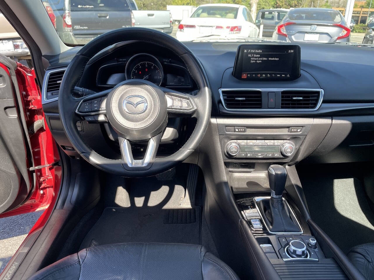 Used 2017 MAZDA MAZDA3 Grand Touring image 22