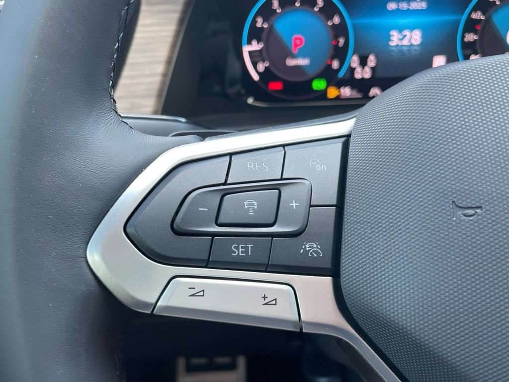 New 2026 Volkswagen Atlas SEL Premium R-Line image 6