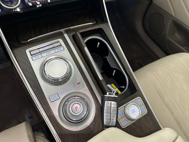 Used 2023 Genesis GV80 2.5T w/ Prestige 20" Package image 20