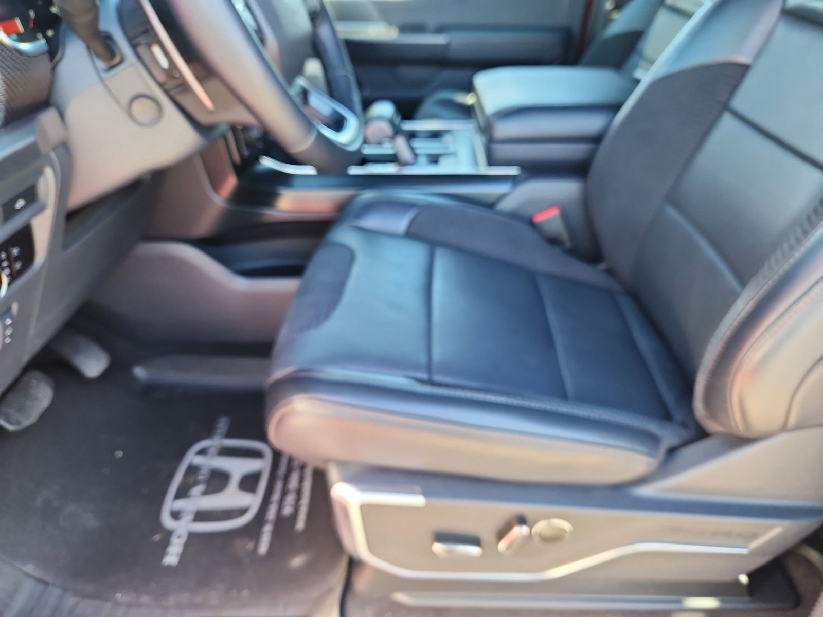 Used 2023 Ford F150 Raptor w/ Raptor Carbon Fiber Package image 10