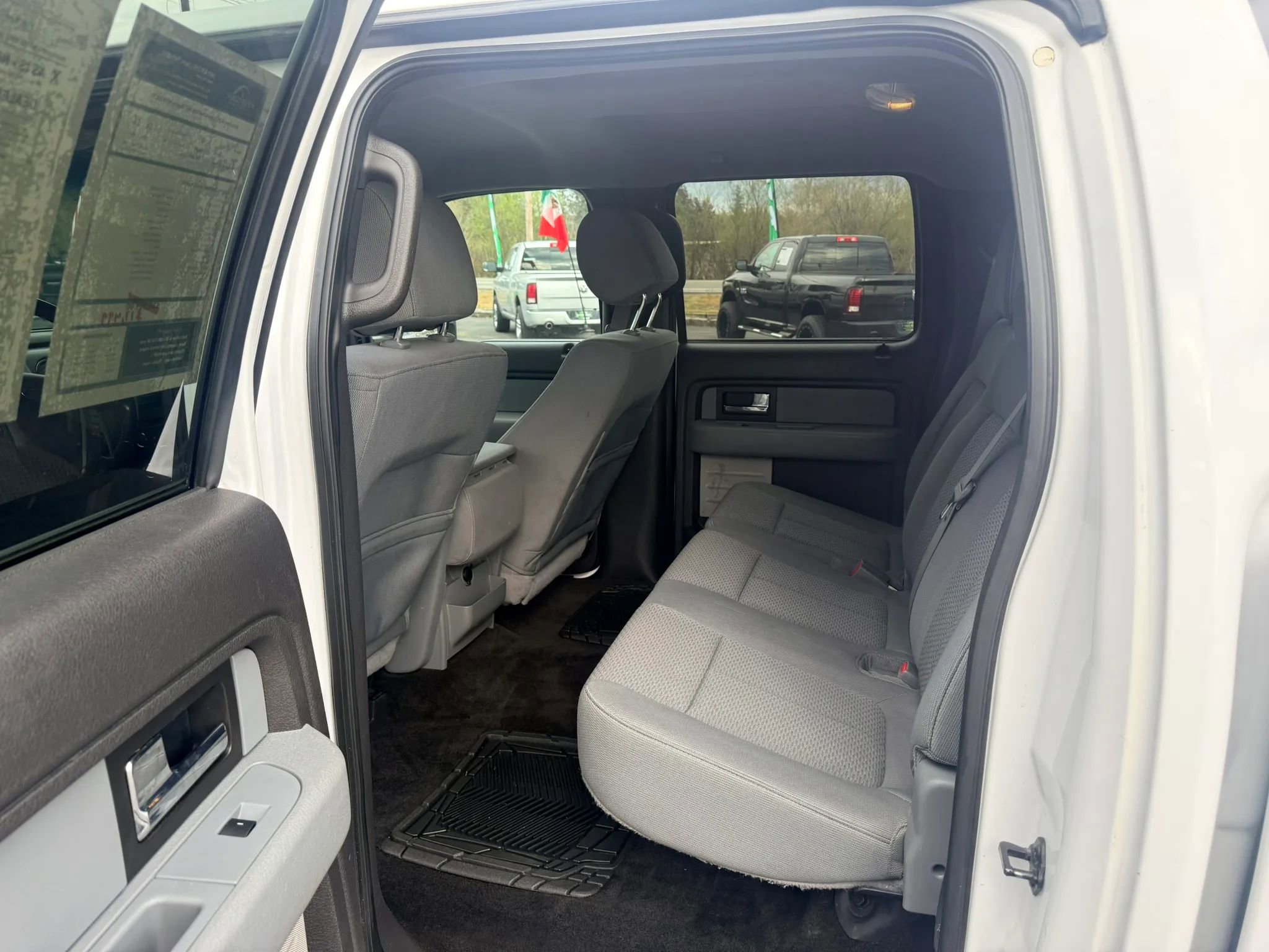 Used 2014 Ford F150 XLT w/ Equipment Group 301A Mid AWD/4WD image 17