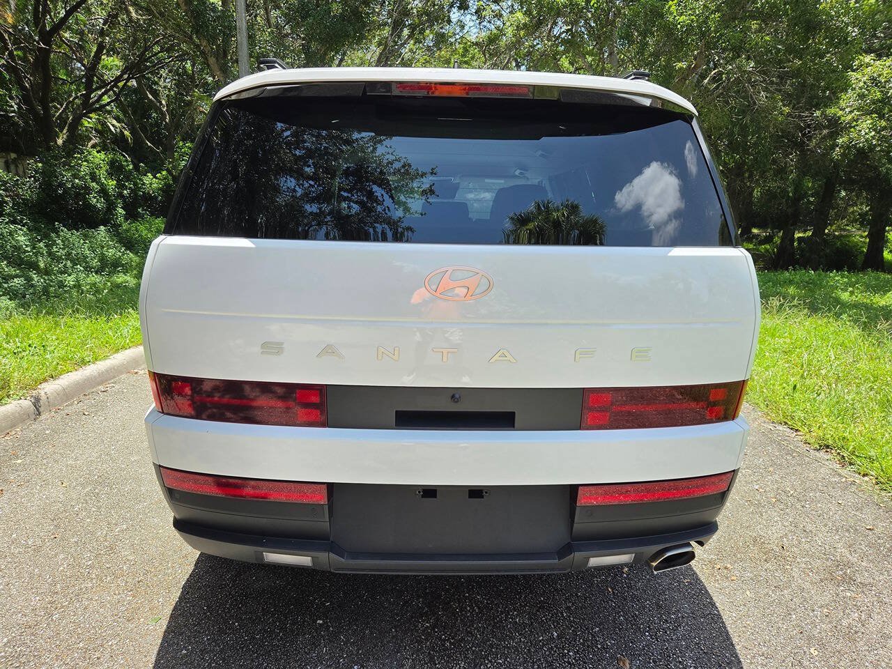 Used 2026 Hyundai Santa Fe SEL FWD image 6
