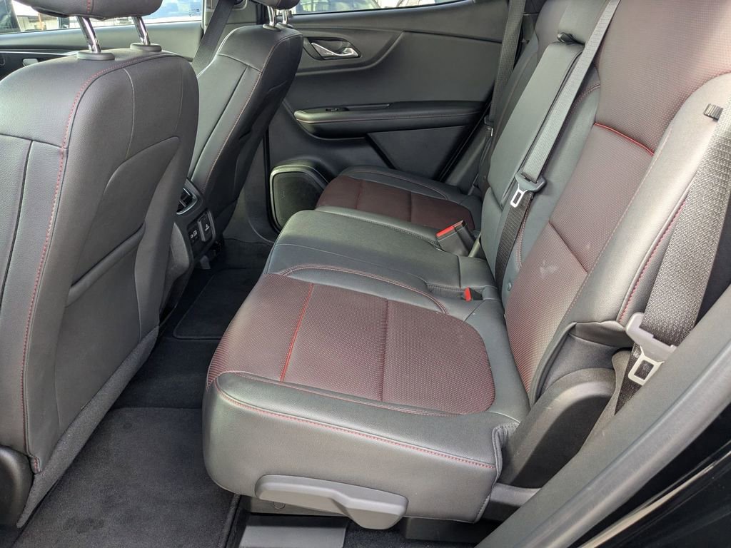 Used 2025 Chevrolet Blazer RS image 24