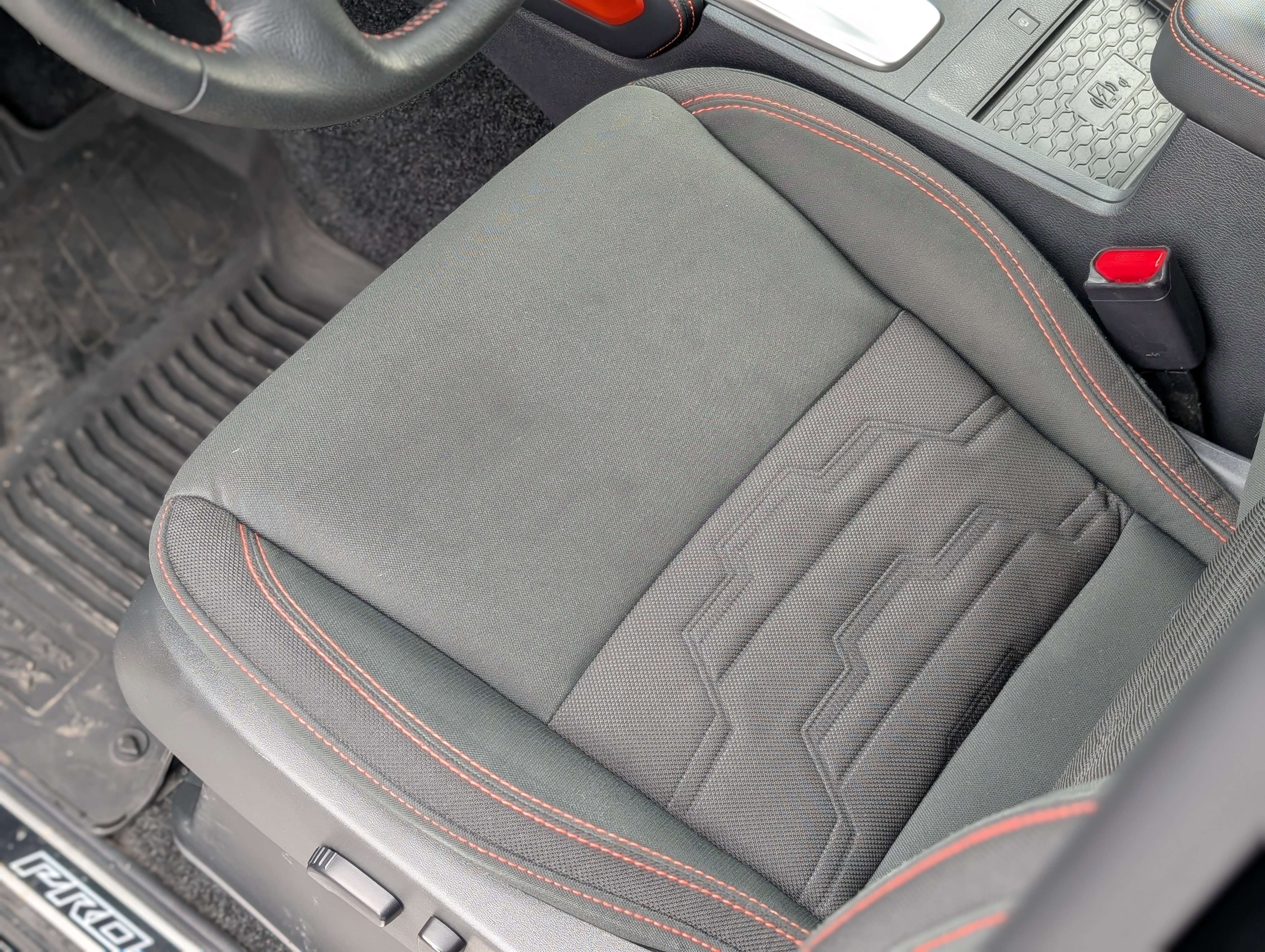 Used 2023 Nissan Frontier PRO-4X w/ Pro Convenience Package image 30