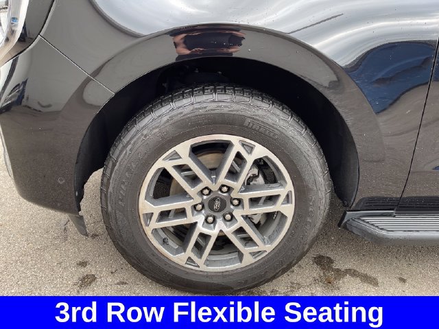 Used 2025 Ford Expedition Active AWD/4WD image 26