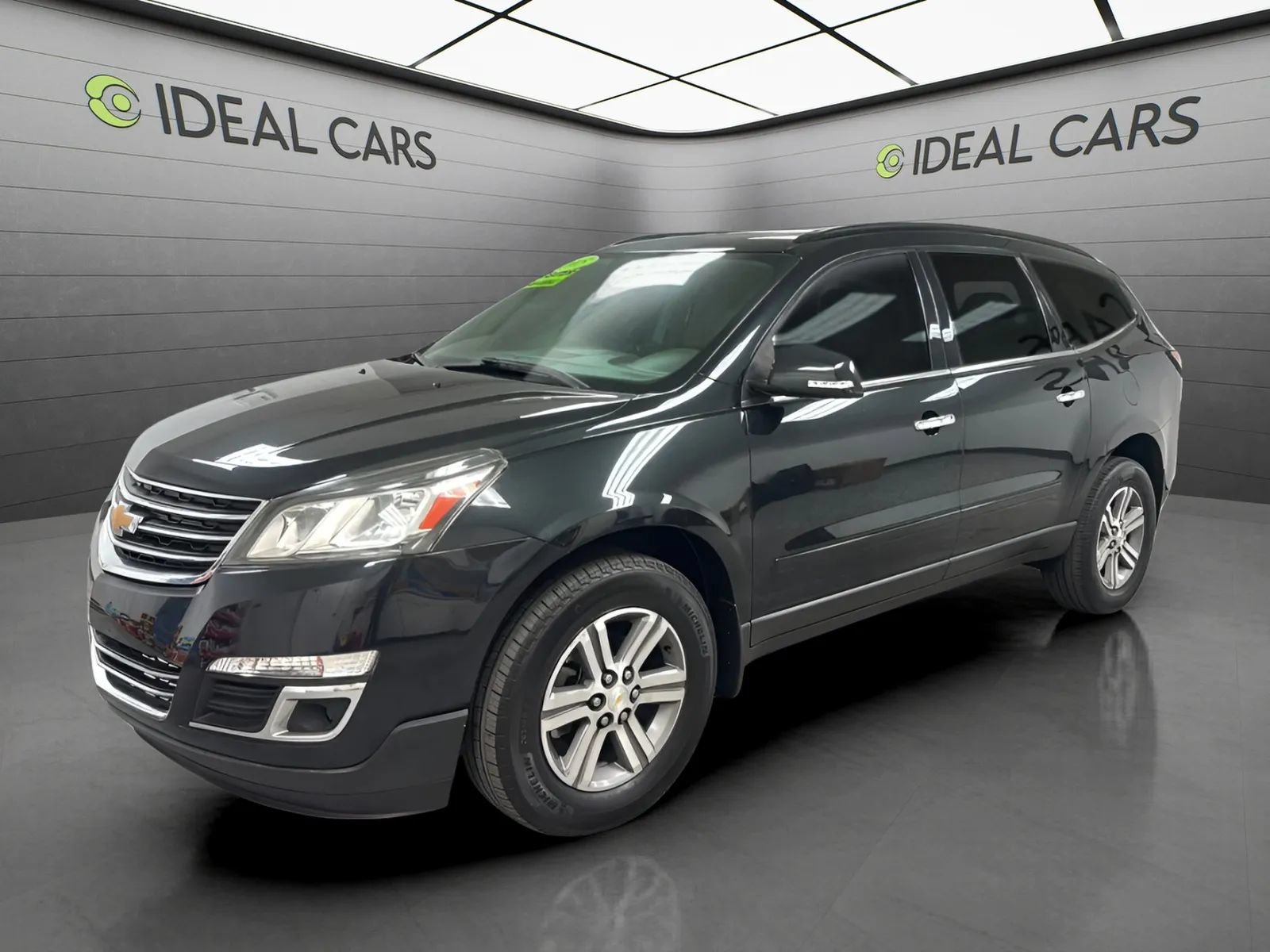 Used 2015 Chevrolet Traverse LT