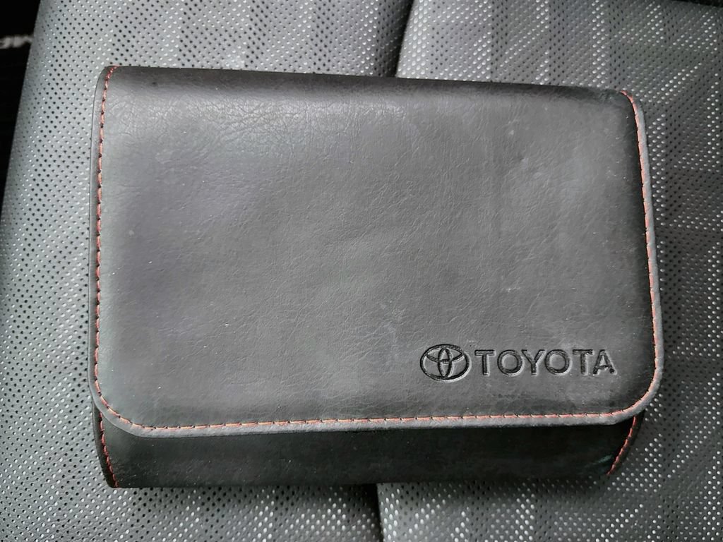Used 2024 Toyota Tacoma TRD Sport w/ TRD Sport Premium Package AWD/4WD image 41
