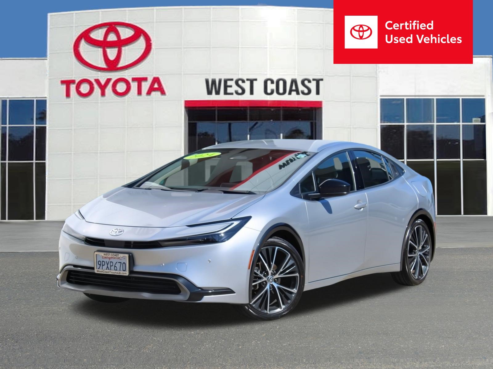 Certified 2024 Toyota Prius XLE FWD image 1