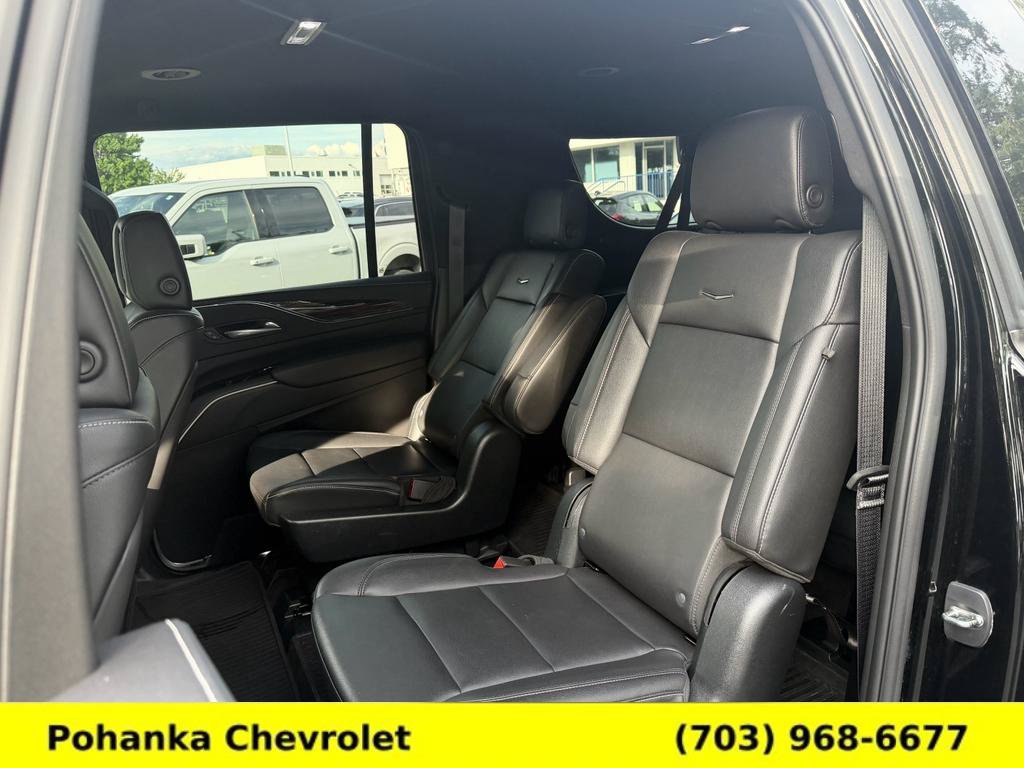 Used 2023 Cadillac Escalade ESV Luxury AWD/4WD image 22
