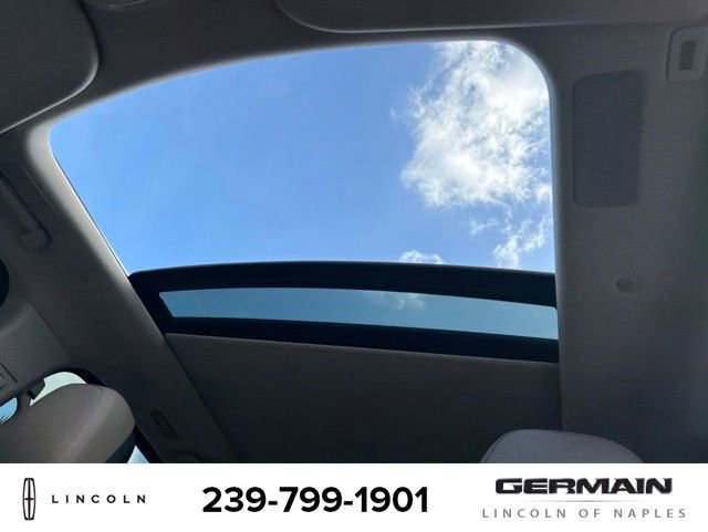 Used 2023 Lincoln Navigator Reserve AWD/4WD image 16