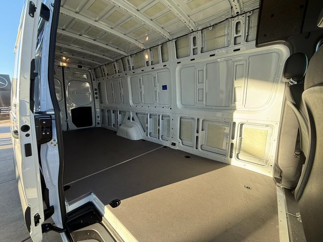 New 2025 Mercedes-Benz Sprinter 2500 image 23