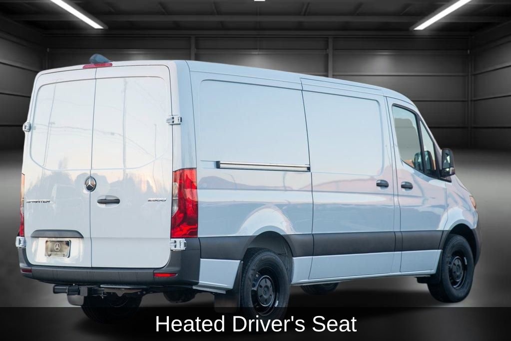 Used 2025 Mercedes-Benz Sprinter 2500 image 13