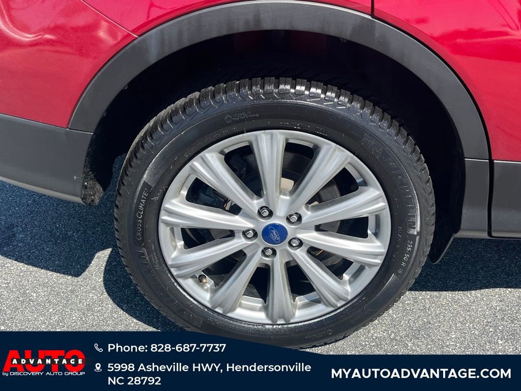 Used 2017 Ford Escape Titanium image 30