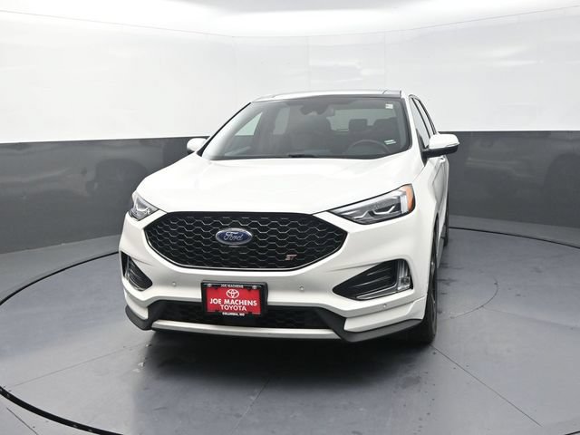 Used 2023 Ford Edge ST w/ Equipment Group 401A AWD/4WD image 2