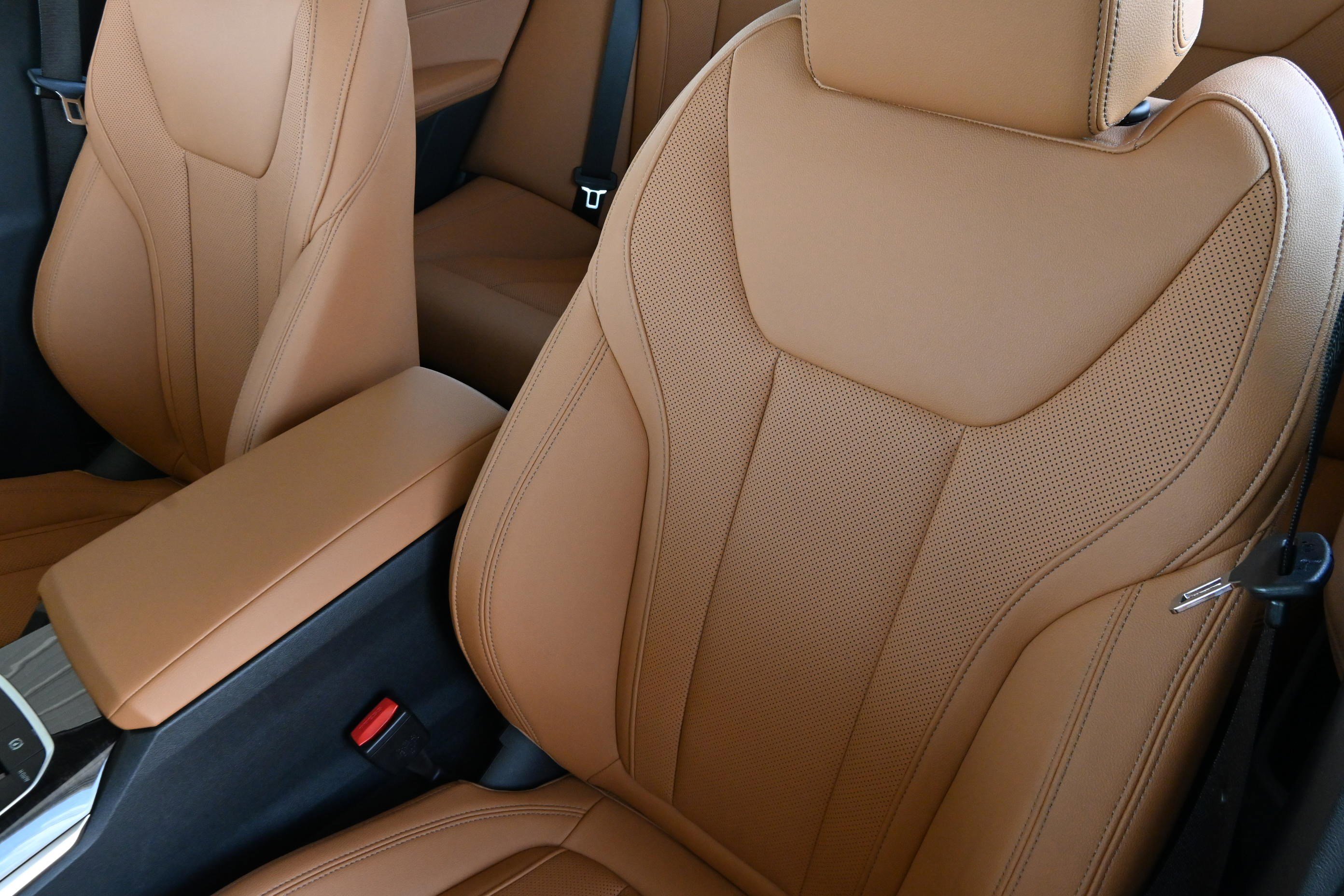 Certified 2023 BMW i4 eDrive35 w/ Premium Package RWD image 11