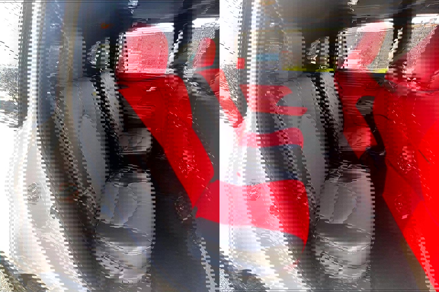 Used 2023 Toyota Highlander XSE image 32