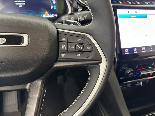 Used 2023 Jeep Grand Cherokee 4WD 4xe image 16