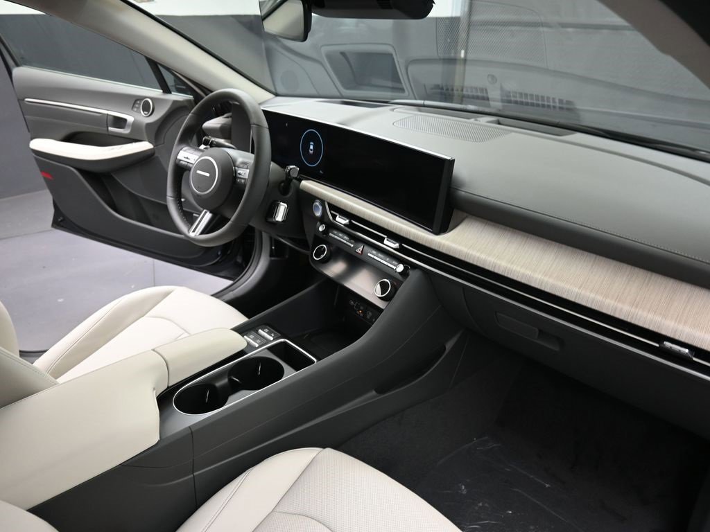 New 2026 Hyundai Sonata Limited image 12