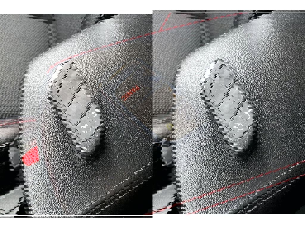 Used 2021 Jeep Compass Trailhawk image 11