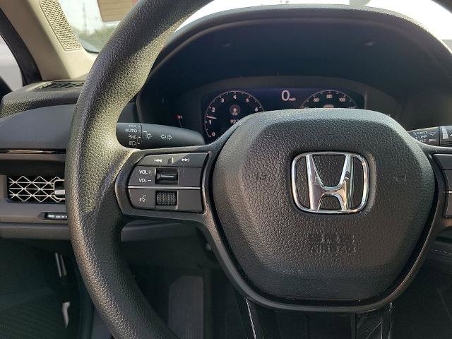 Used 2023 Honda Accord EX image 18