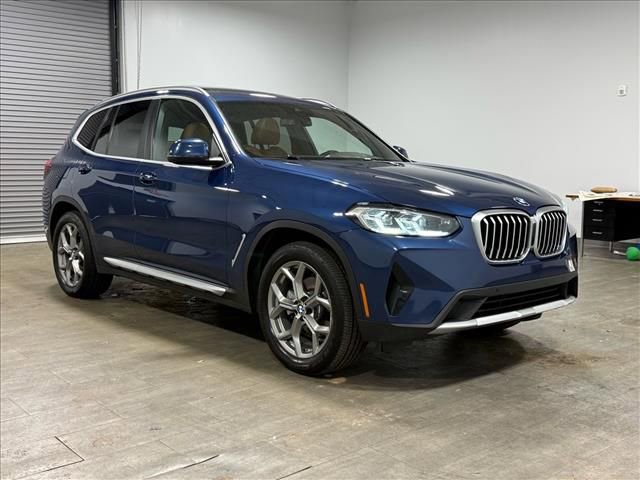 Used 2023 BMW X3 xDrive30i w/ Convenience Package image 2