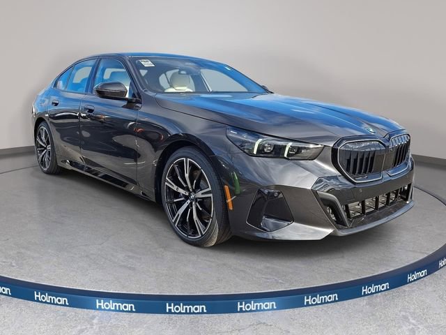 New 2026 BMW 530i xDrive w/ Executive Package image 3