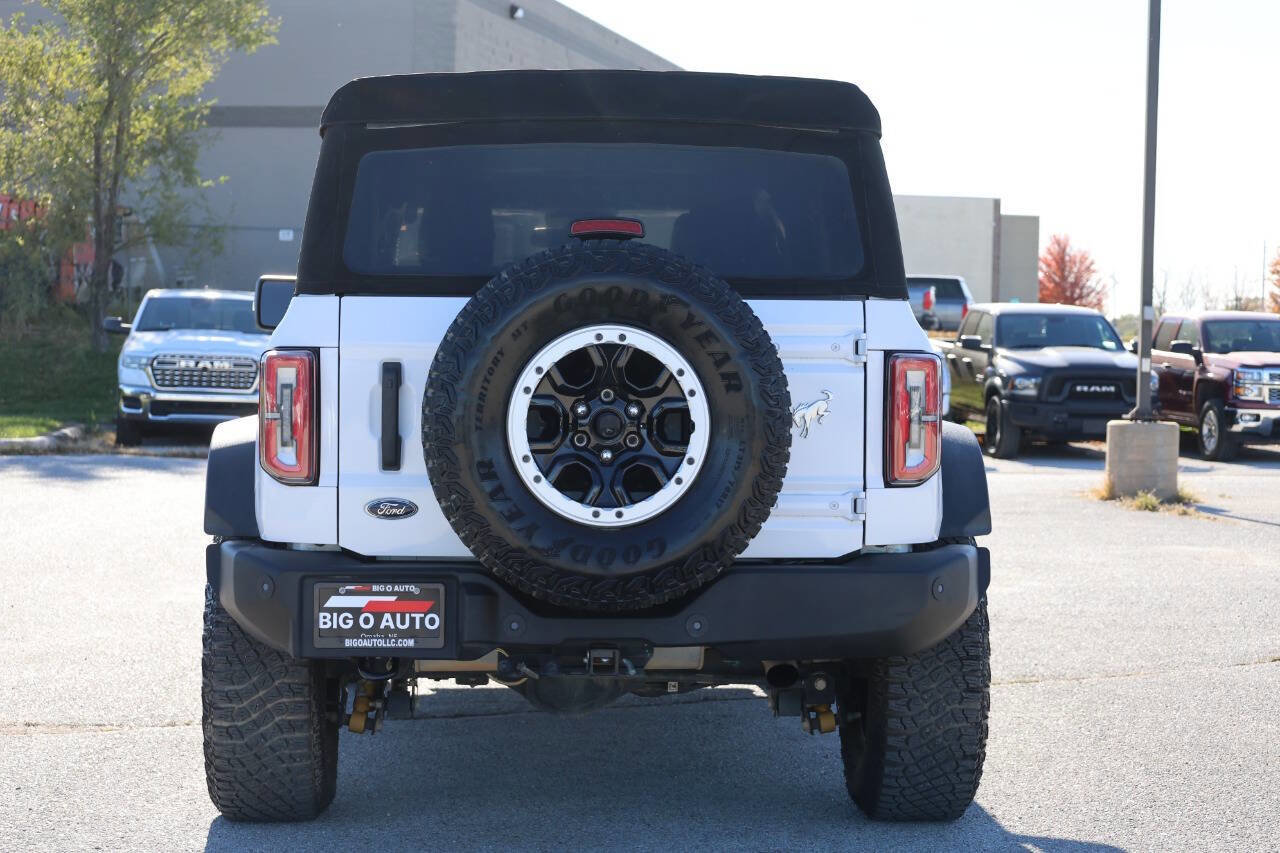 Used 2022 Ford Bronco Badlands image 10