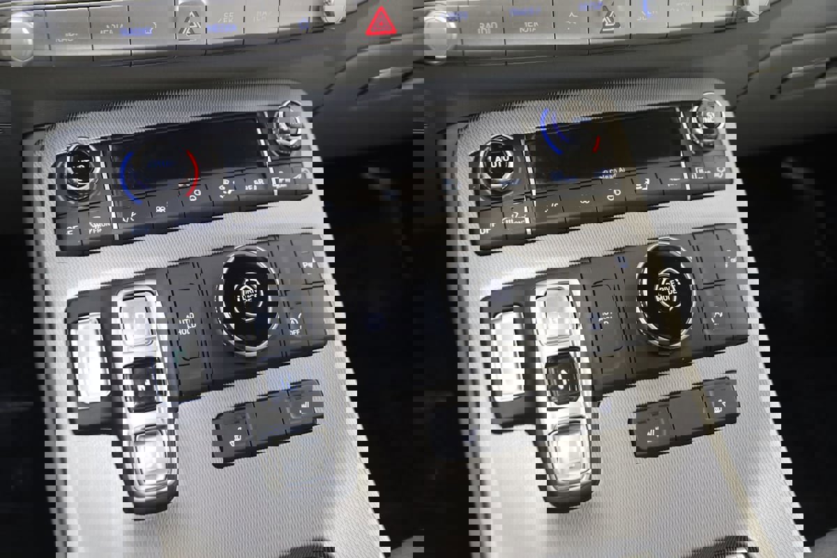 Used 2022 Hyundai Palisade SEL w/ Cargo Package image 28