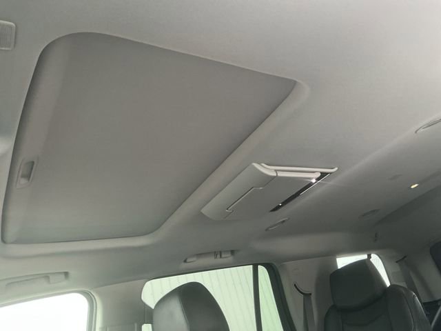 Used 2017 Cadillac Escalade Premium Luxury image 42