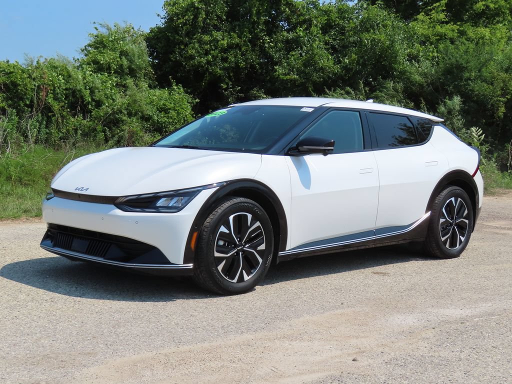 Certified 2023 Kia EV6 Wind w/ Wind Technology Package AWD/4WD image 26