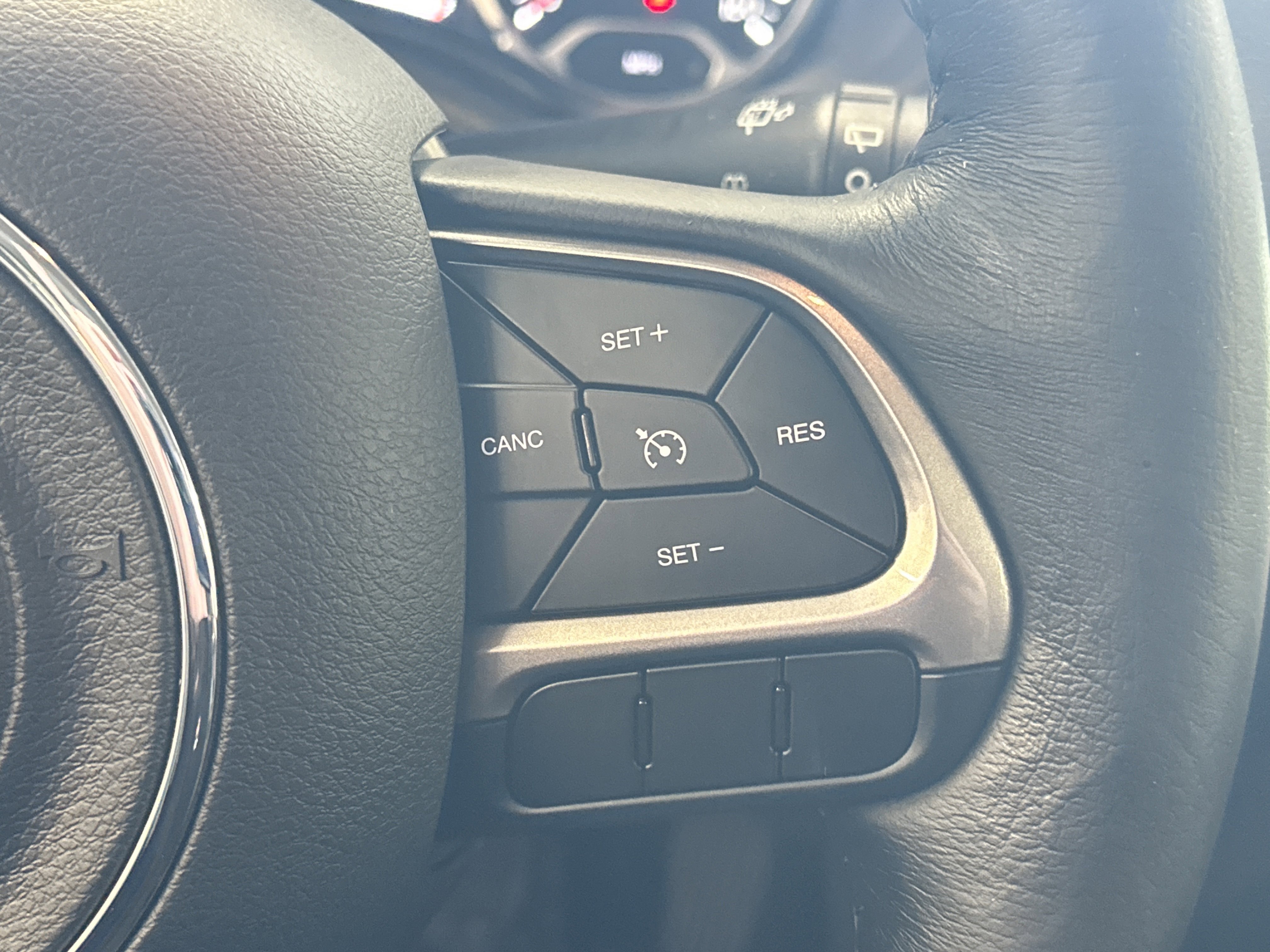 Used 2022 Jeep Renegade Latitude w/ Convenience Group image 31