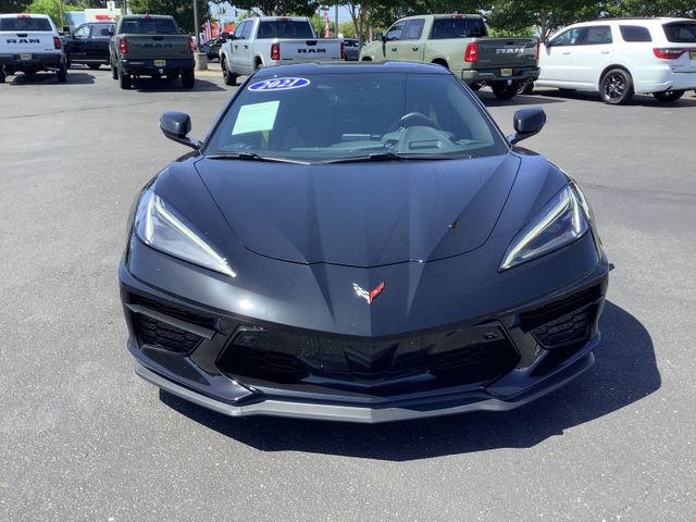 Used 2021 Chevrolet Corvette Stingray Preferred Cpe w/ Z51 Performance Package RWD image 4