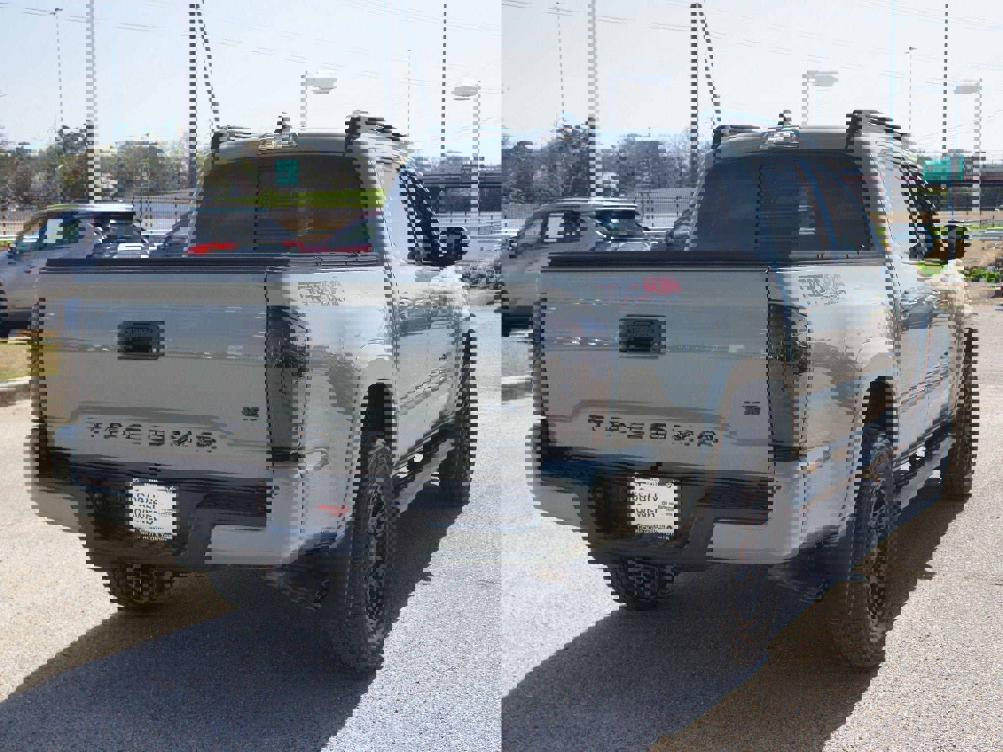 Used 2023 Toyota Tacoma TRD Sport w/ TRD Premium Sport Package image 21