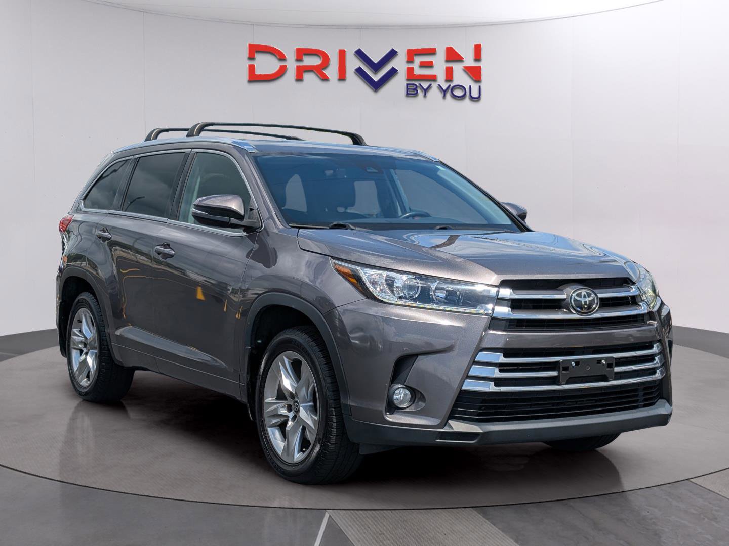 Used 2017 Toyota Highlander Limited AWD/4WD image 7