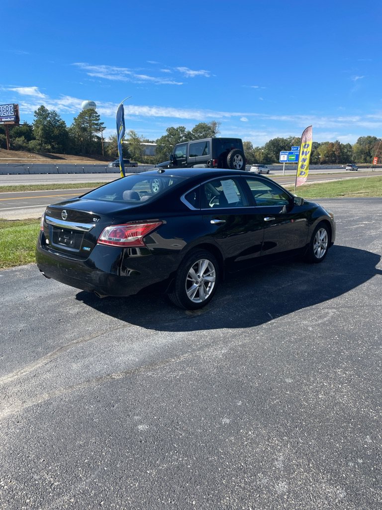 Used 2013 Nissan Altima 2.5 SV FWD image 5