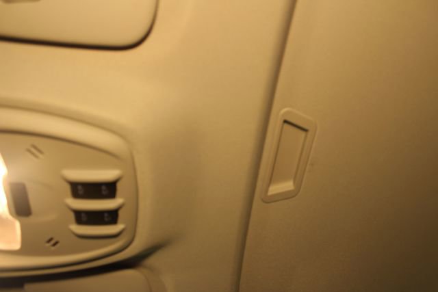 Used 2025 Chevrolet Trax ACTIV w/ Sunroof Package FWD image 26