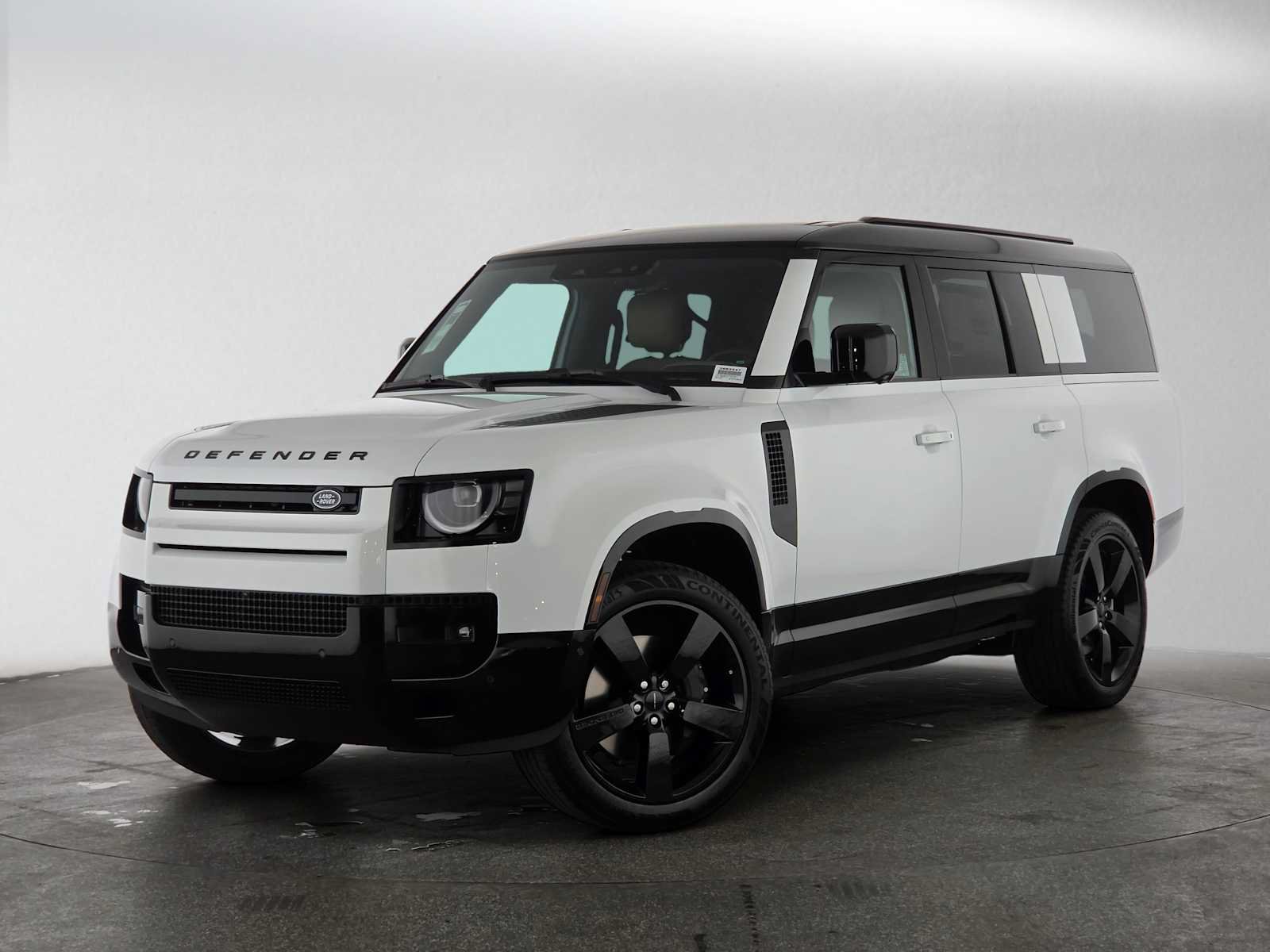 New 2026 Land Rover Defender 130 X-Dynamic SE AWD/4WD image 1