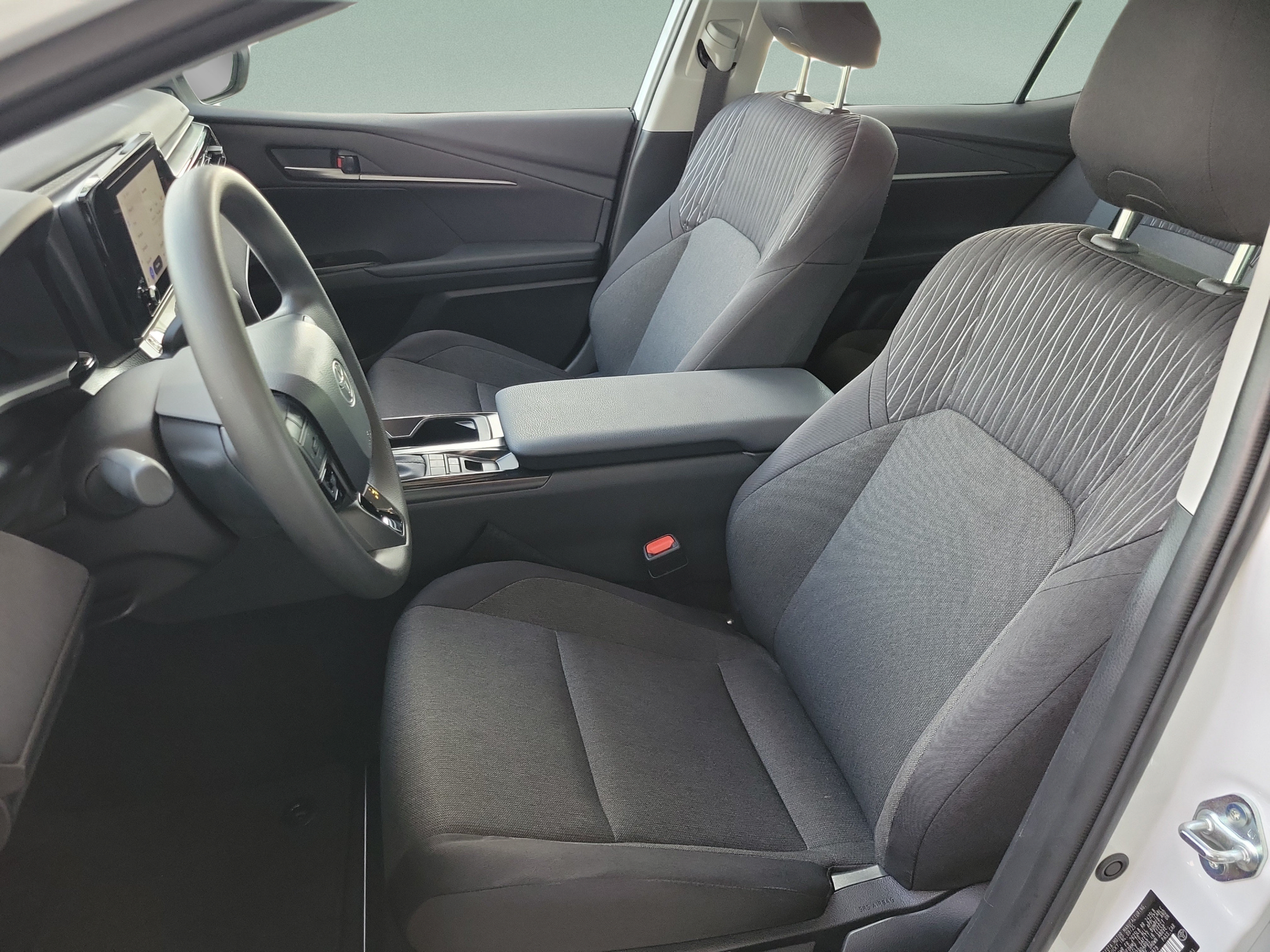 Used 2026 Toyota Camry LE FWD image 9