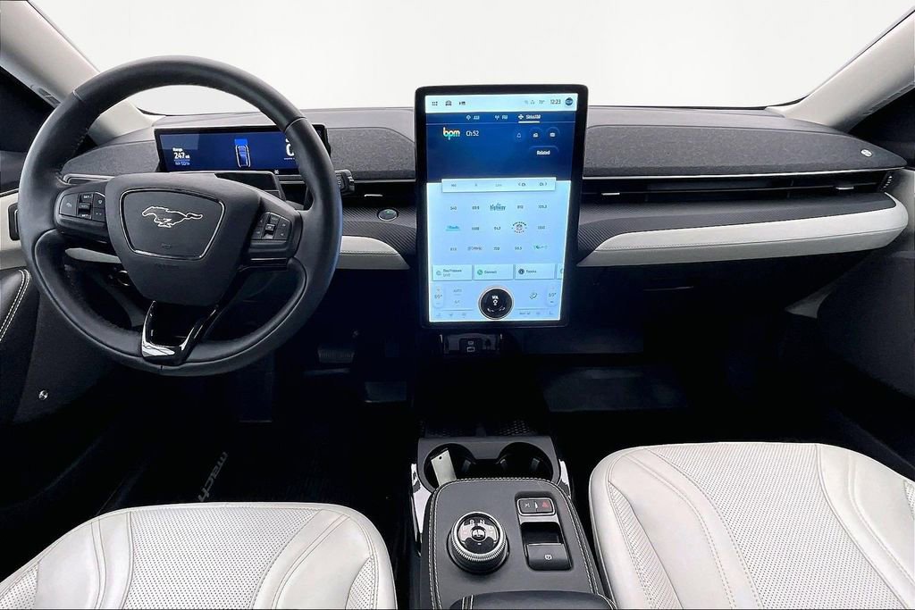 Used 2023 Ford Mustang Mach-E Premium image 16