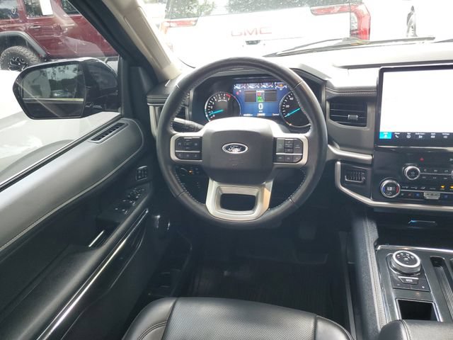 Used 2023 Ford Expedition XLT RWD image 11