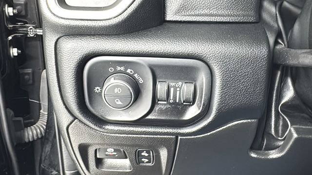 Used 2022 RAM 1500 Laramie w/ Sport Appearance Package image 34