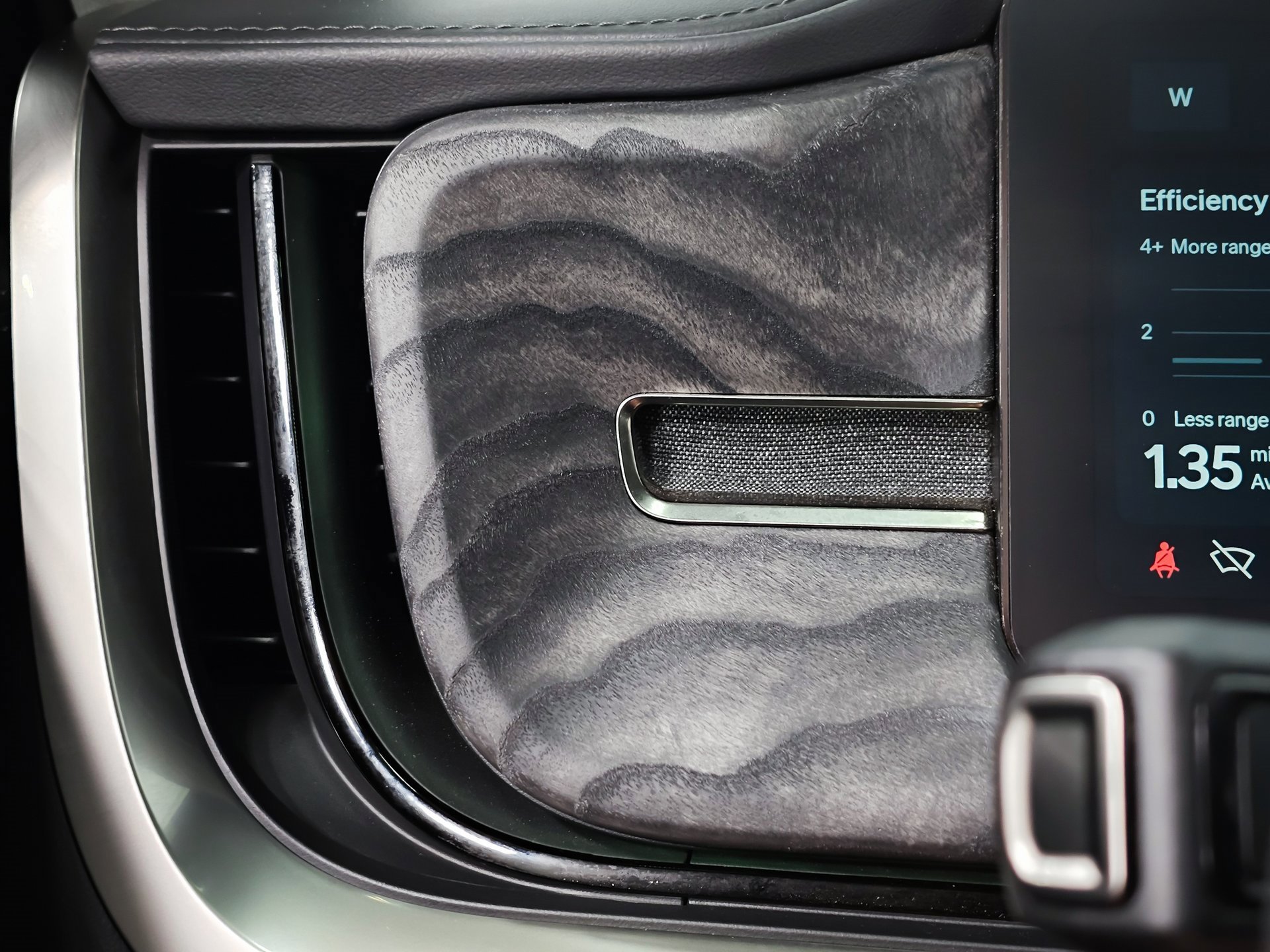 Used 2022 Rivian R1T Adventure image 48