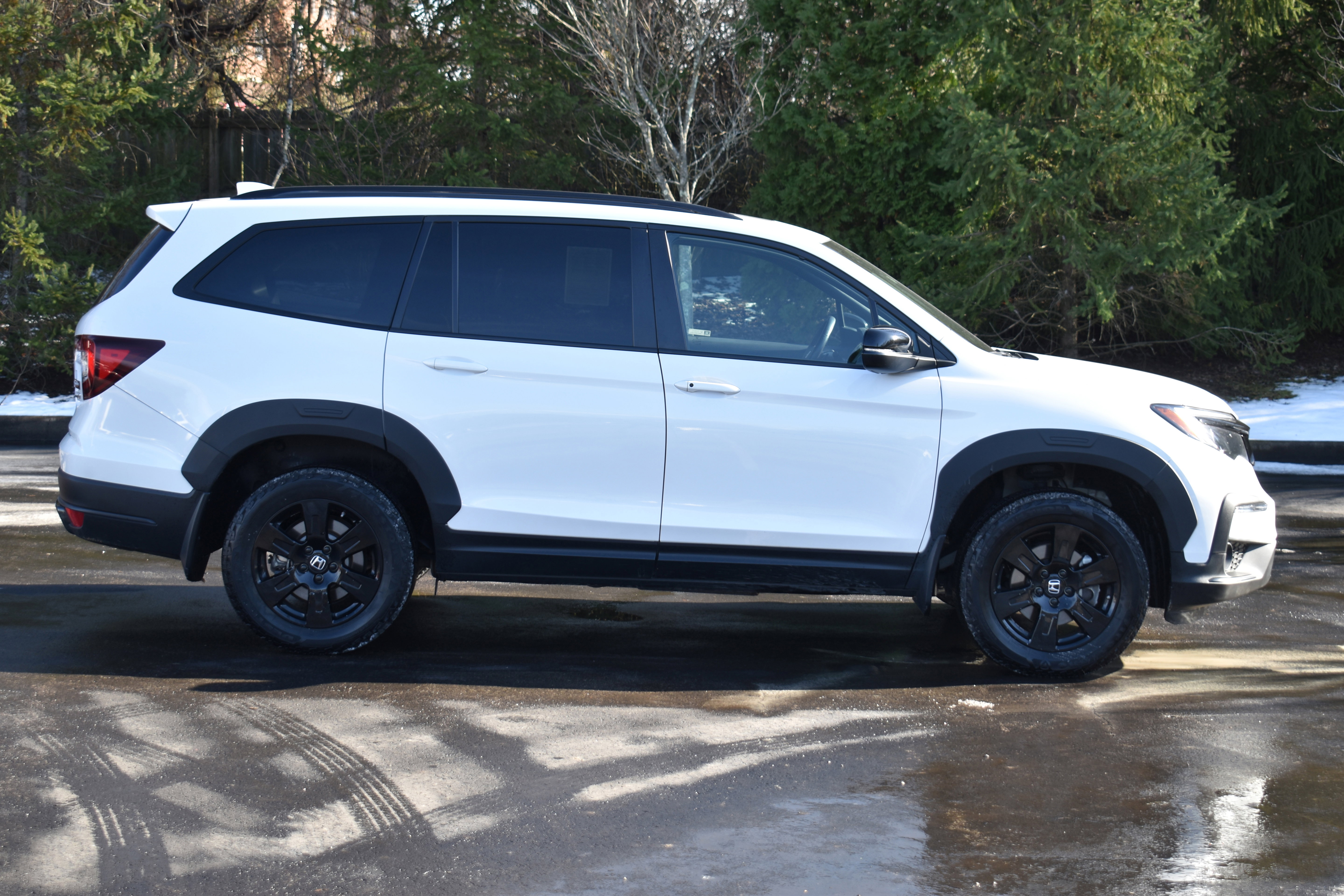Certified 2022 Honda Pilot TrailSport image 37
