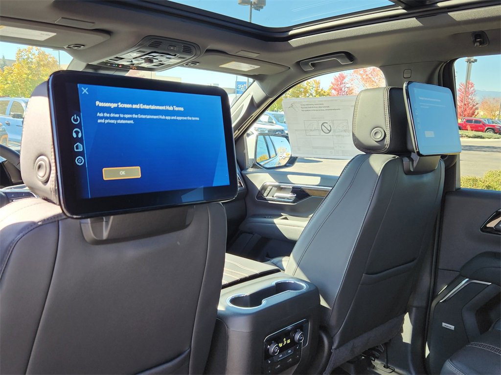 New 2026 Chevrolet Tahoe High Country image 13