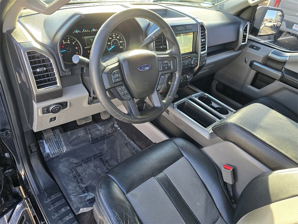 Used 2016 Ford F150 XLT w/ Equipment Group 302A Luxury image 15