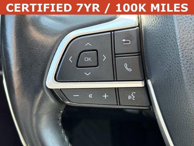 Used 2023 Toyota Highlander XLE AWD/4WD image 25