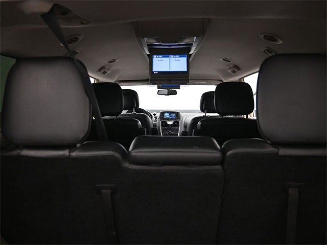 Used 2011 Chrysler Town & Country Touring-L w/ Entertainment Group #2 image 38